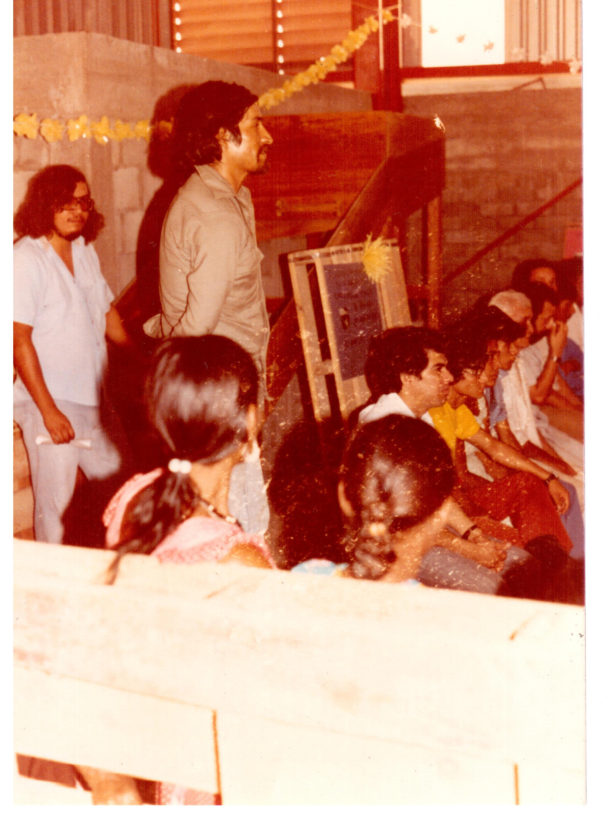 Tomás Cruz Lorenzo en asamblea en Juchatengo, Oaxaca, 1982. Archivo de Benjamín Maldonado